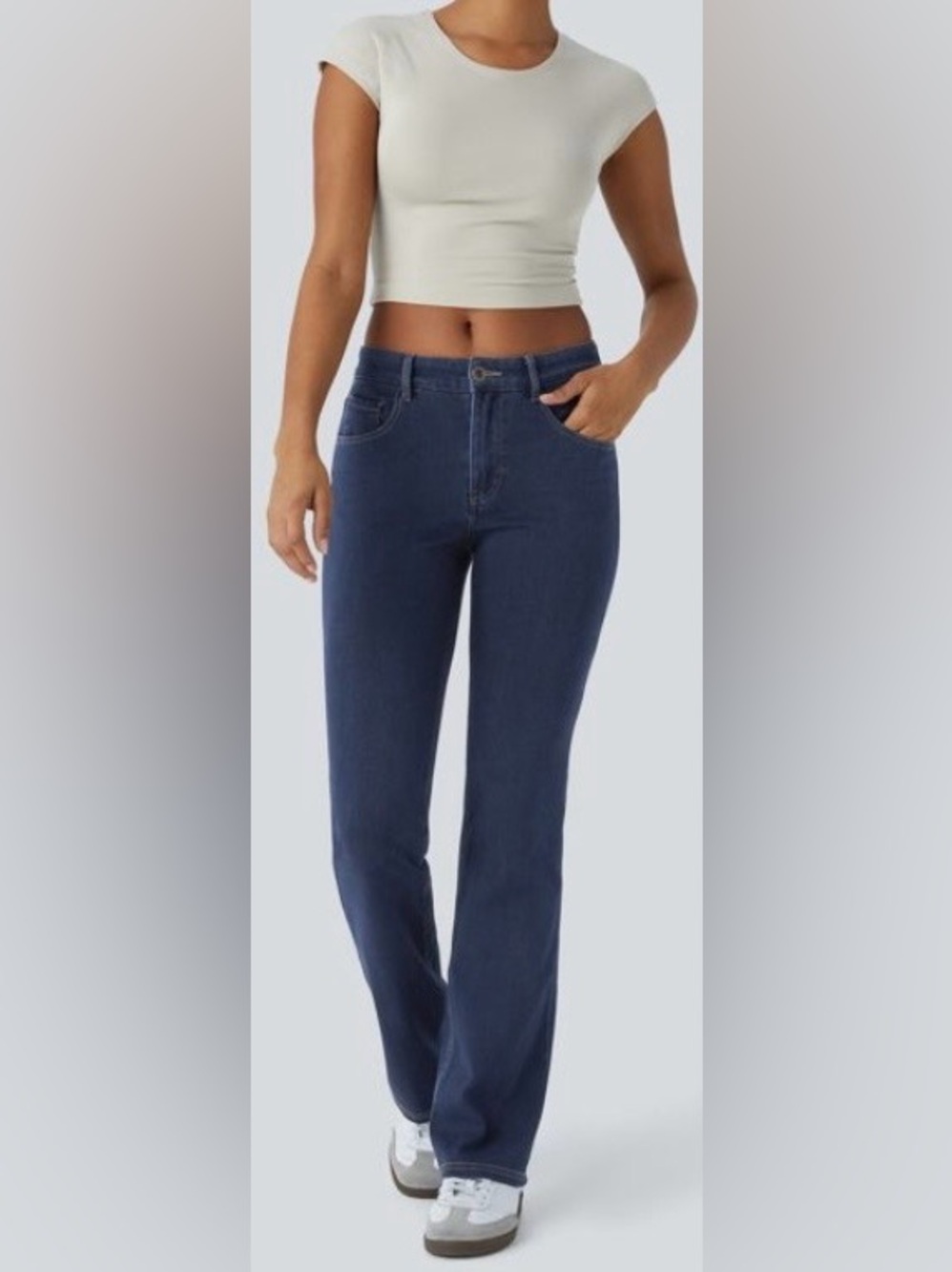 MEDIUM . HALARA MULTIPLE POCKETS CASUAL DISTRESSED BOOTCUT JEANS